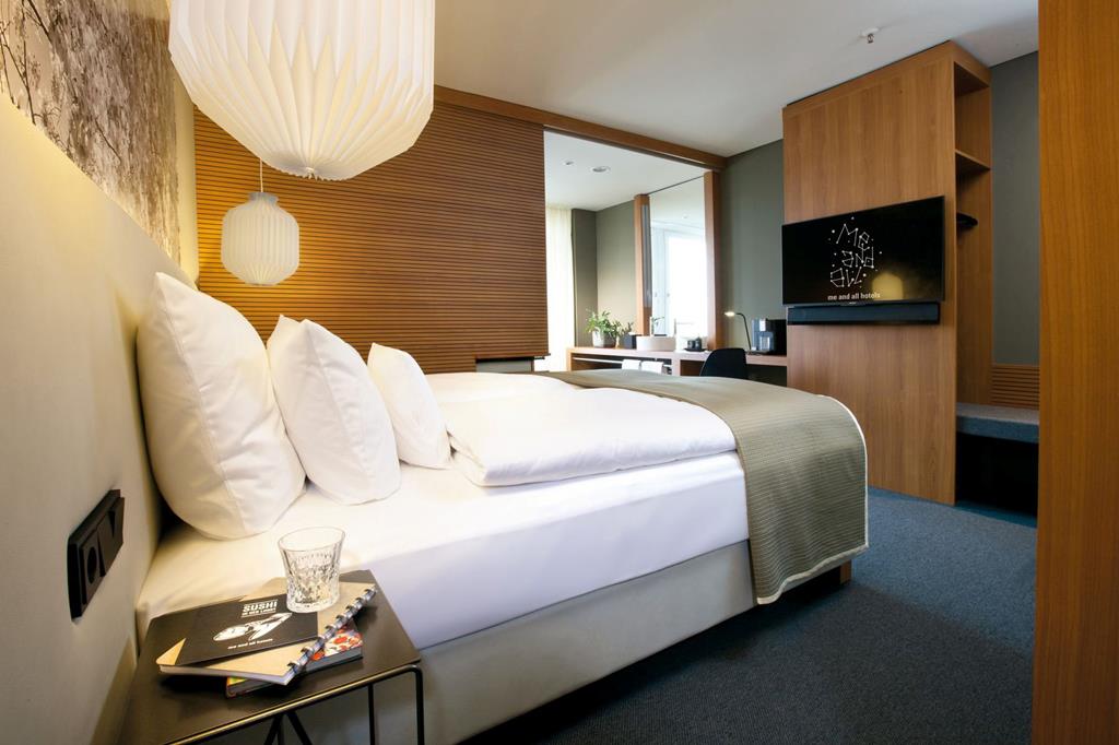 Me and All hotel Dusseldorf - Afbeelding 2