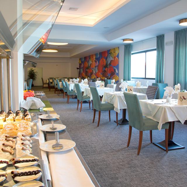 Hotel Mediterranean Beach Resort & Spa - Afbeelding 3