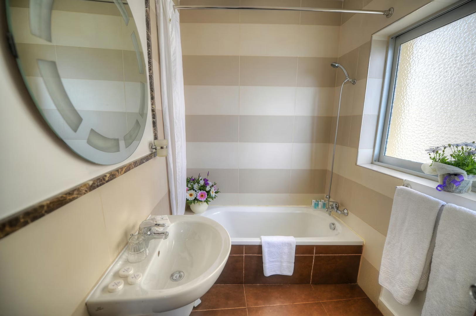 Carlton - Afbeelding 2