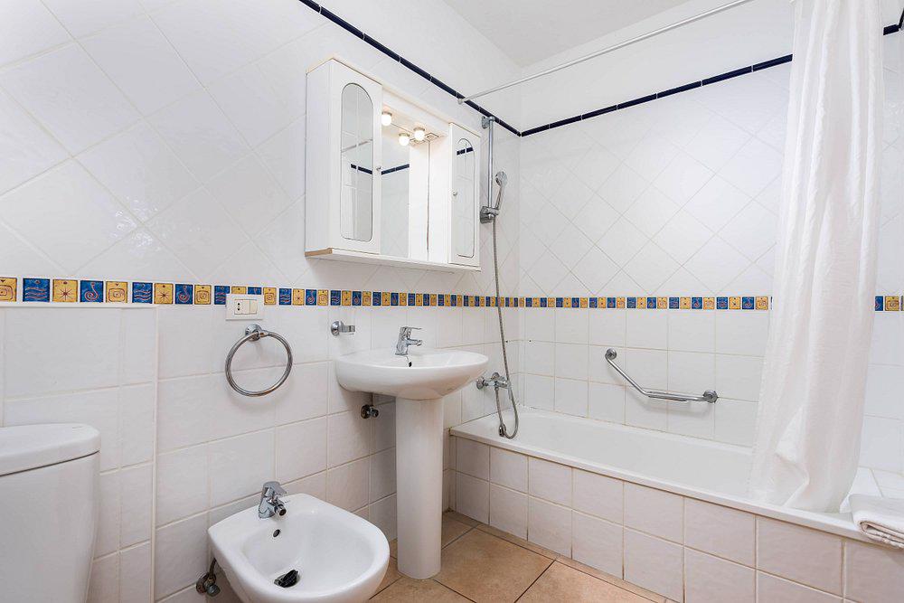 Club Tenerife - Afbeelding 2