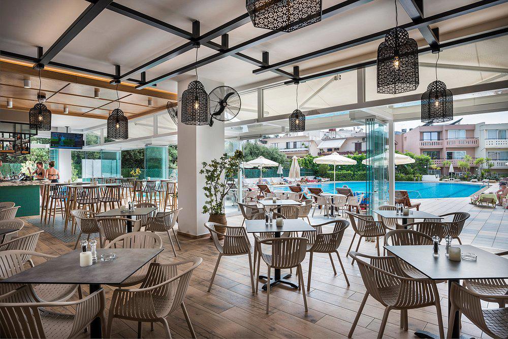 The Atrion Hotel en Apartments - Afbeelding 4