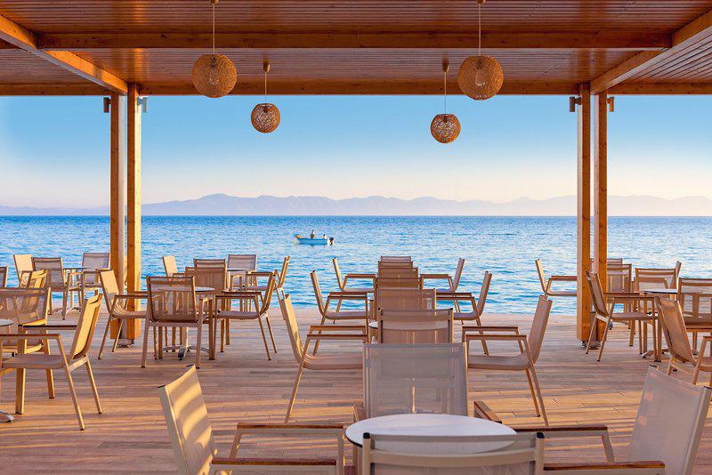 Avra Beach Resort en Bungalows - Afbeelding 3