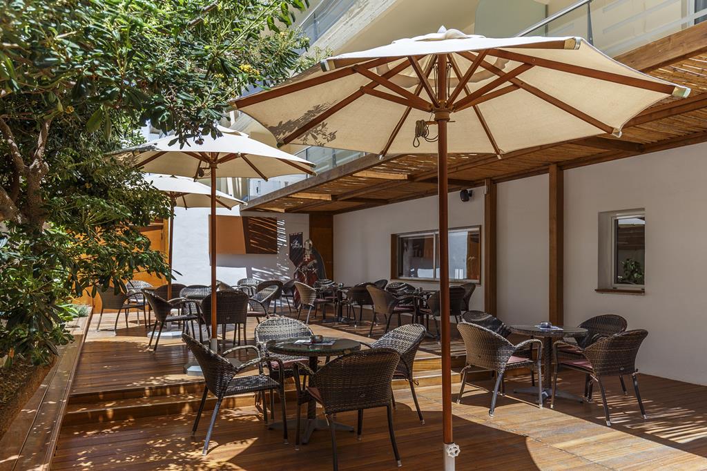 Athena - Afbeelding 2