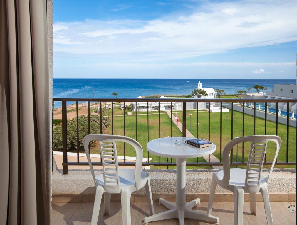 Penelope Beach - Afbeelding 4