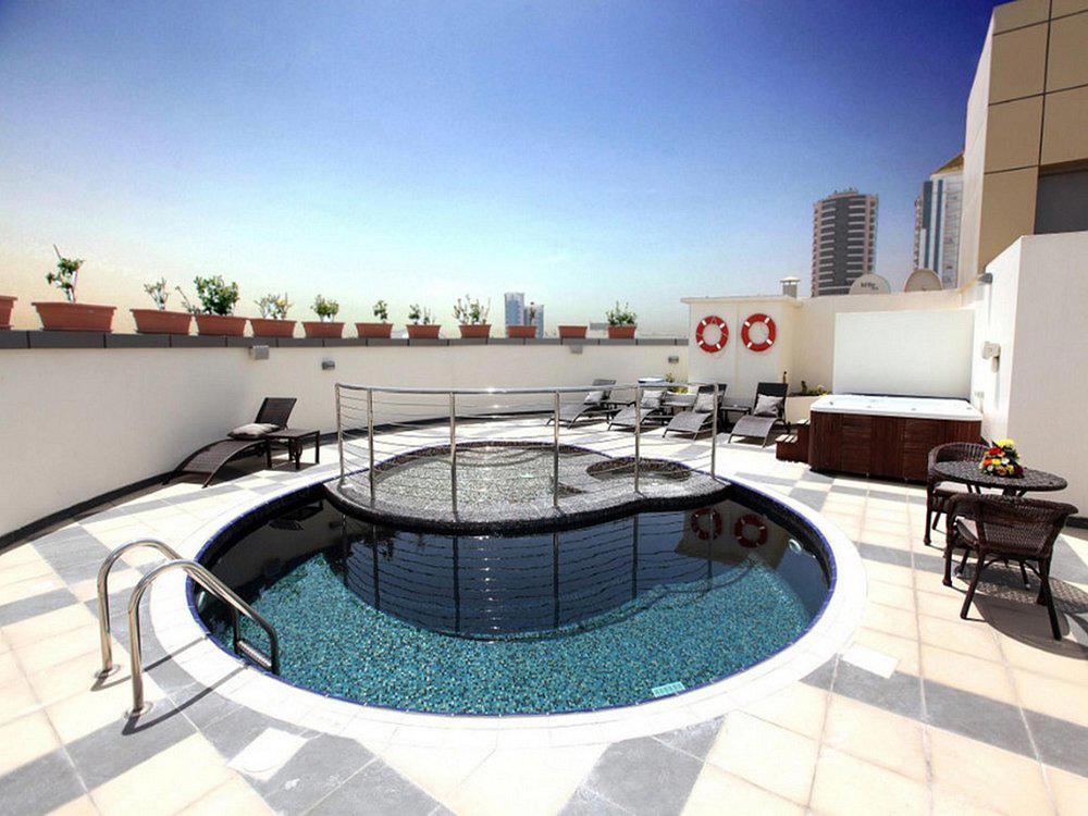 Xclusive Maples Hotel