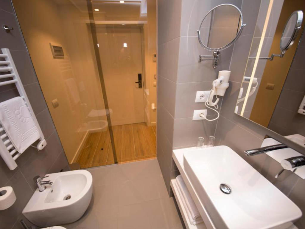 Theatro - Afbeelding 2