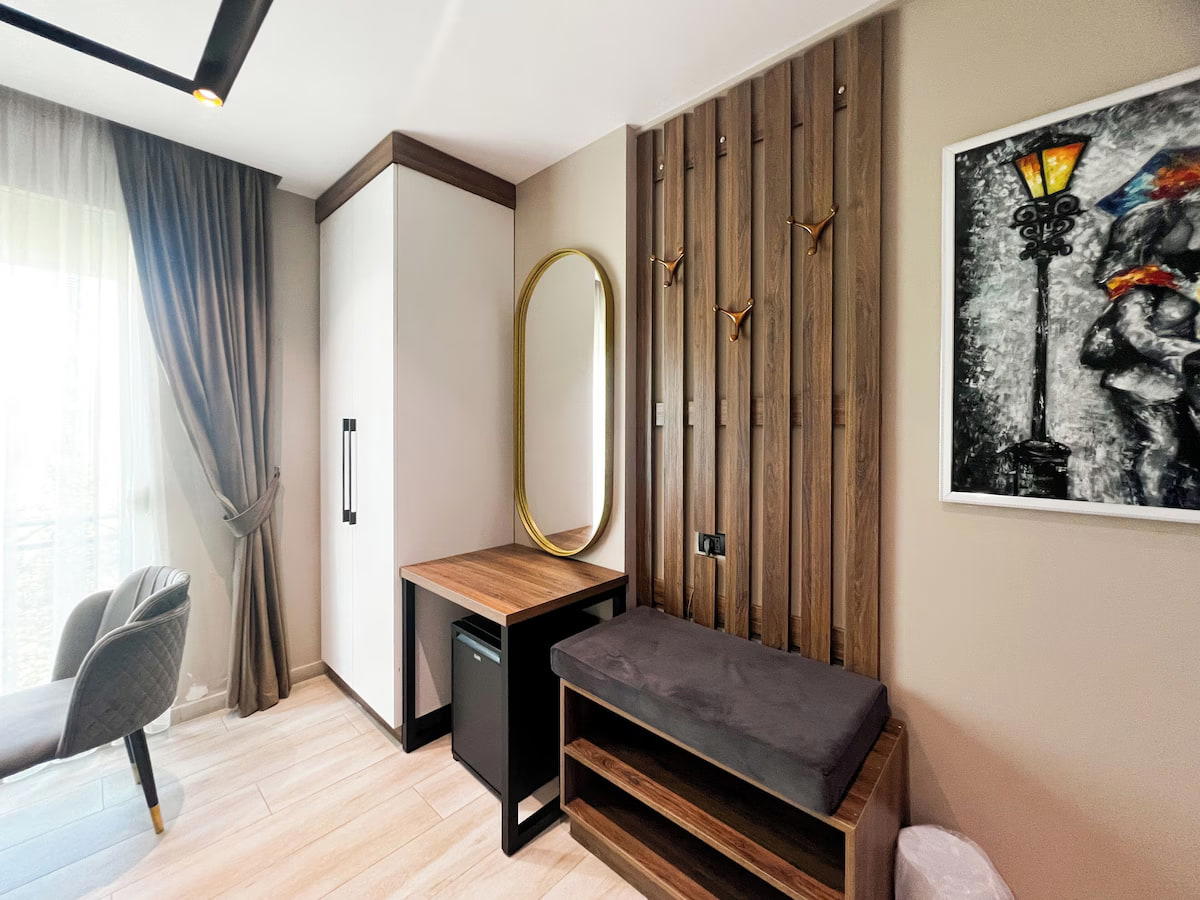 Jata Crown Hotel - Afbeelding 2