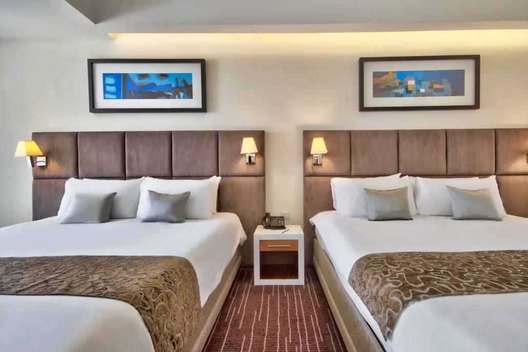 George Urban Boutique - Afbeelding 2