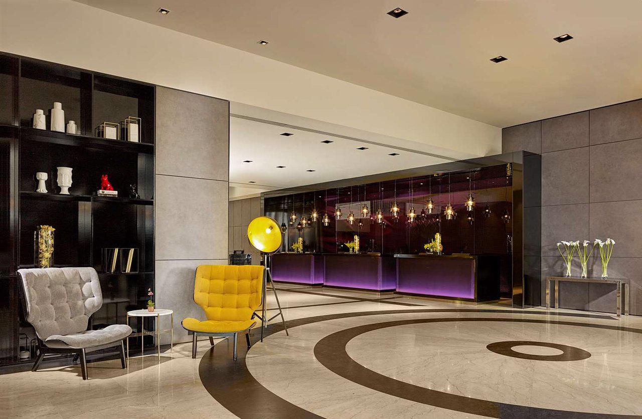 Radisson Plaza Victoria London - Afbeelding 4