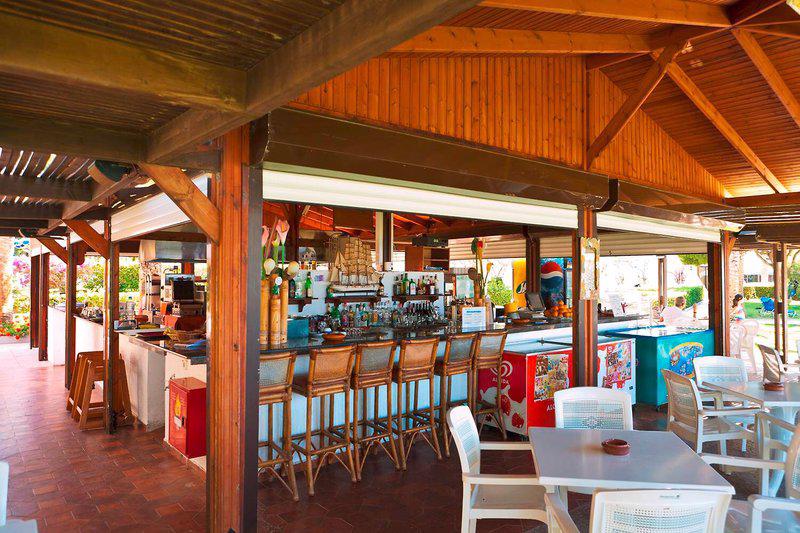 Blue Horizon Resort - Afbeelding 4