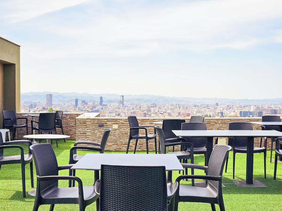 Jata Crown Hotel - Afbeelding 3