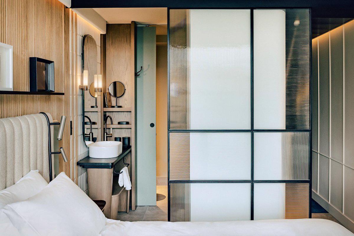 Dame des Arts - Afbeelding 4