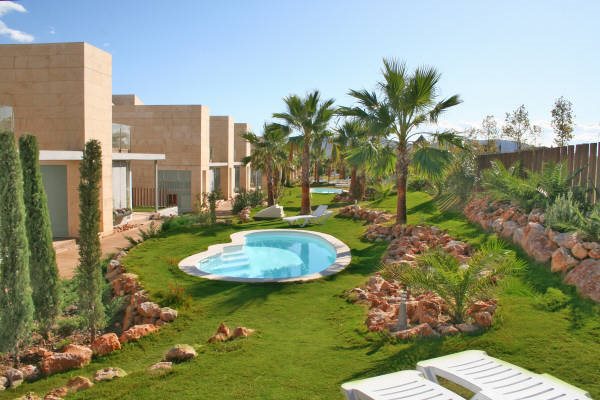 L Escala Resort - Afbeelding 3