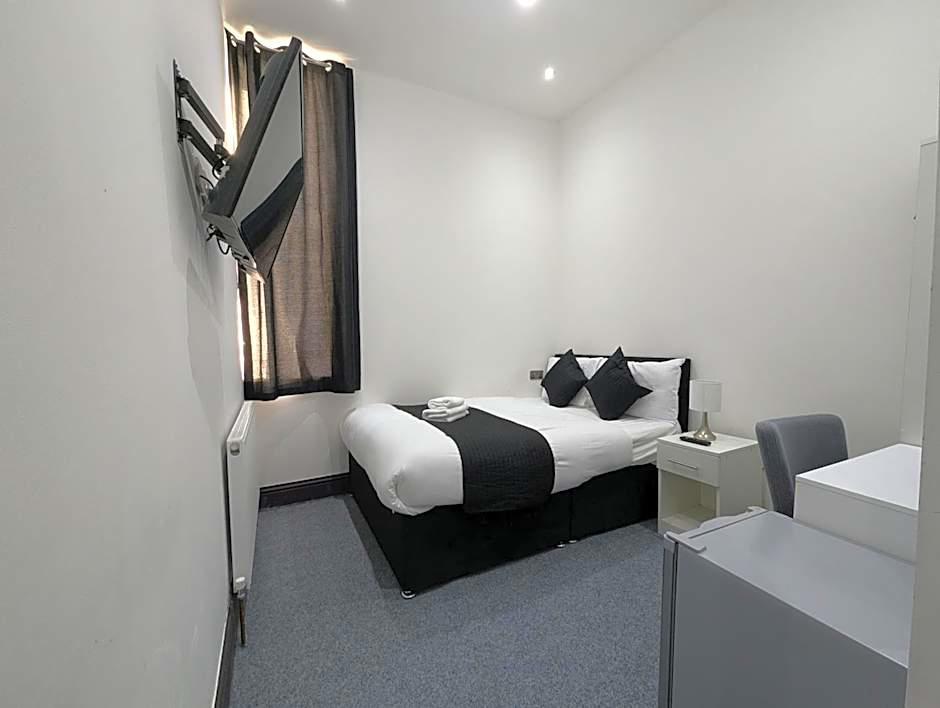 OYO Firs Lodge London Heathrow - Afbeelding 2