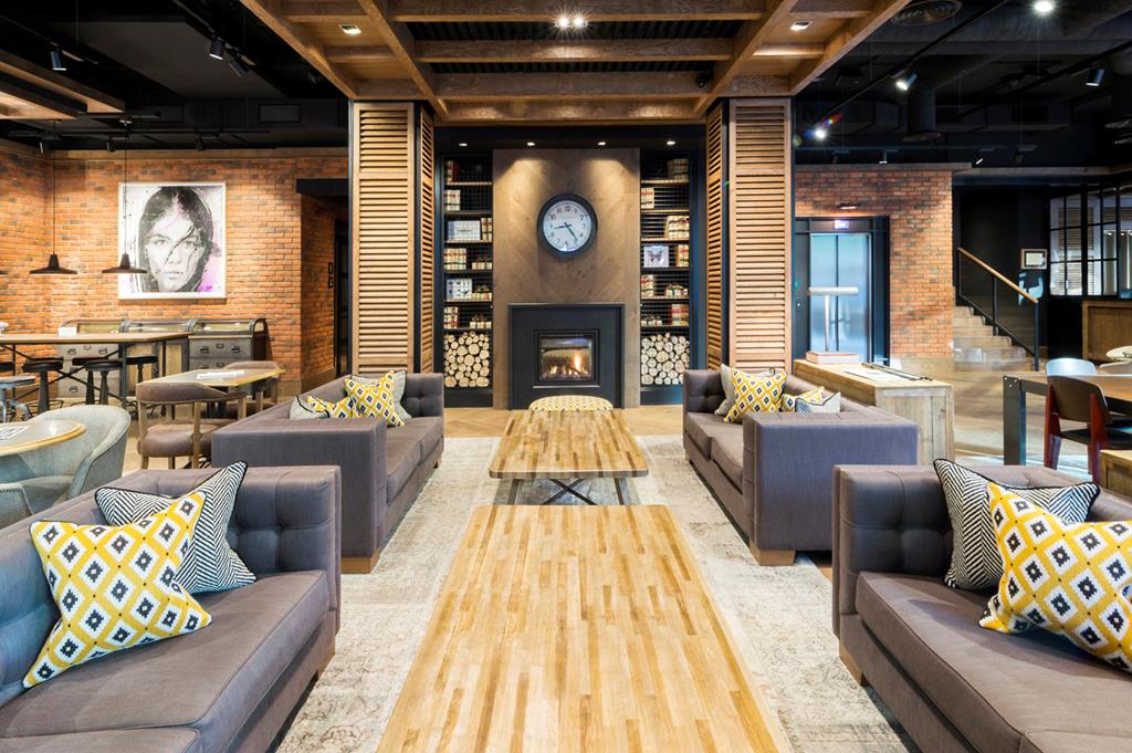 The Corner Hotel - Afbeelding 4