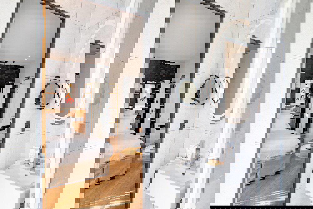 Maison Mere - Afbeelding 2