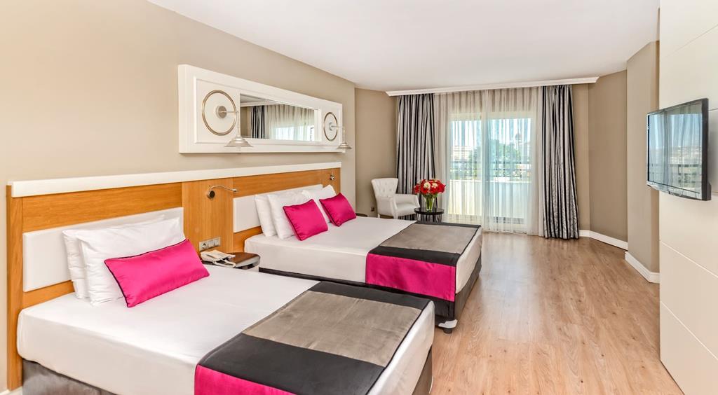 Serenis Hotel - Afbeelding 3