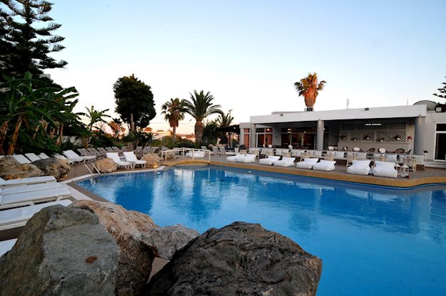 Palm Beach Hotel