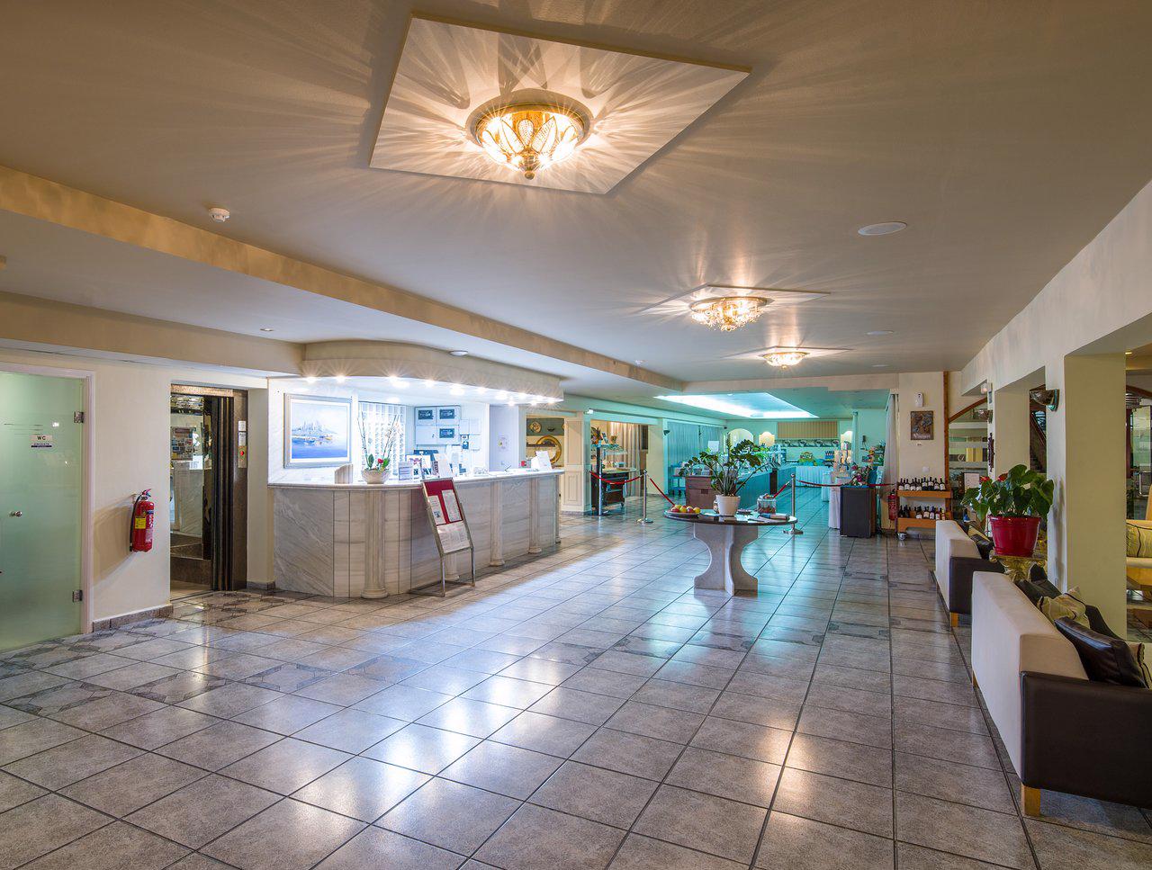 Kalyves Beach - Afbeelding 2