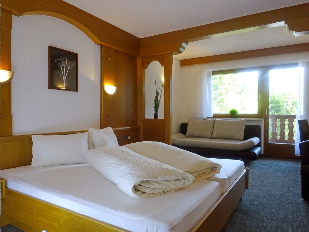 Tia Apart - Afbeelding 2