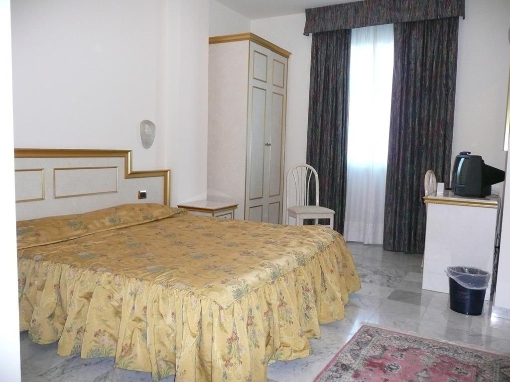 Alexander Palace - Afbeelding 2