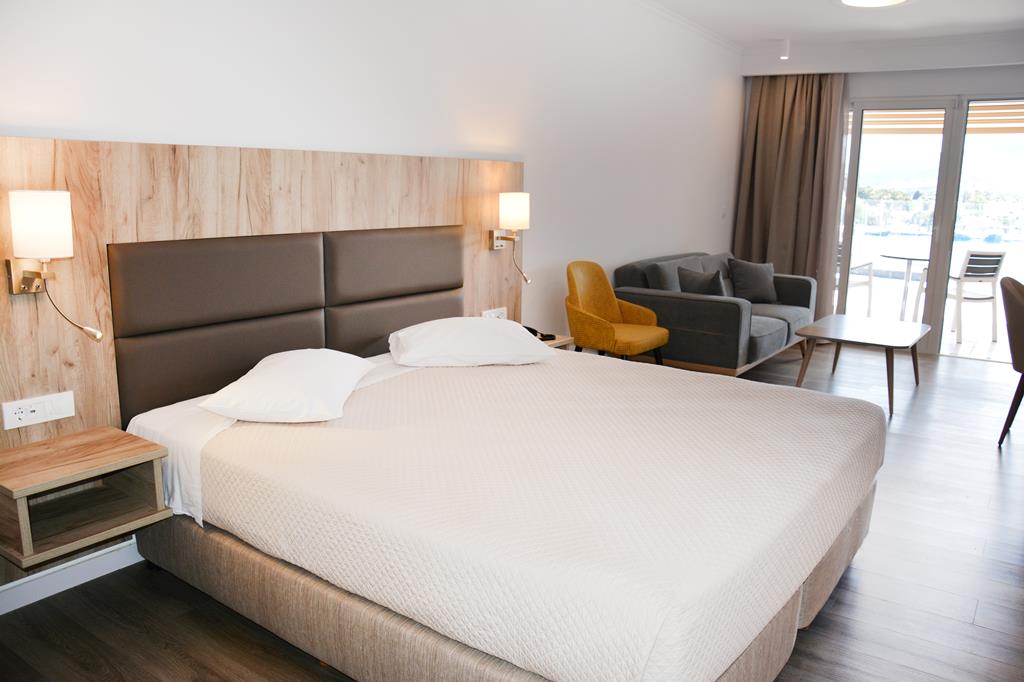 Kosta Palace - Afbeelding 4