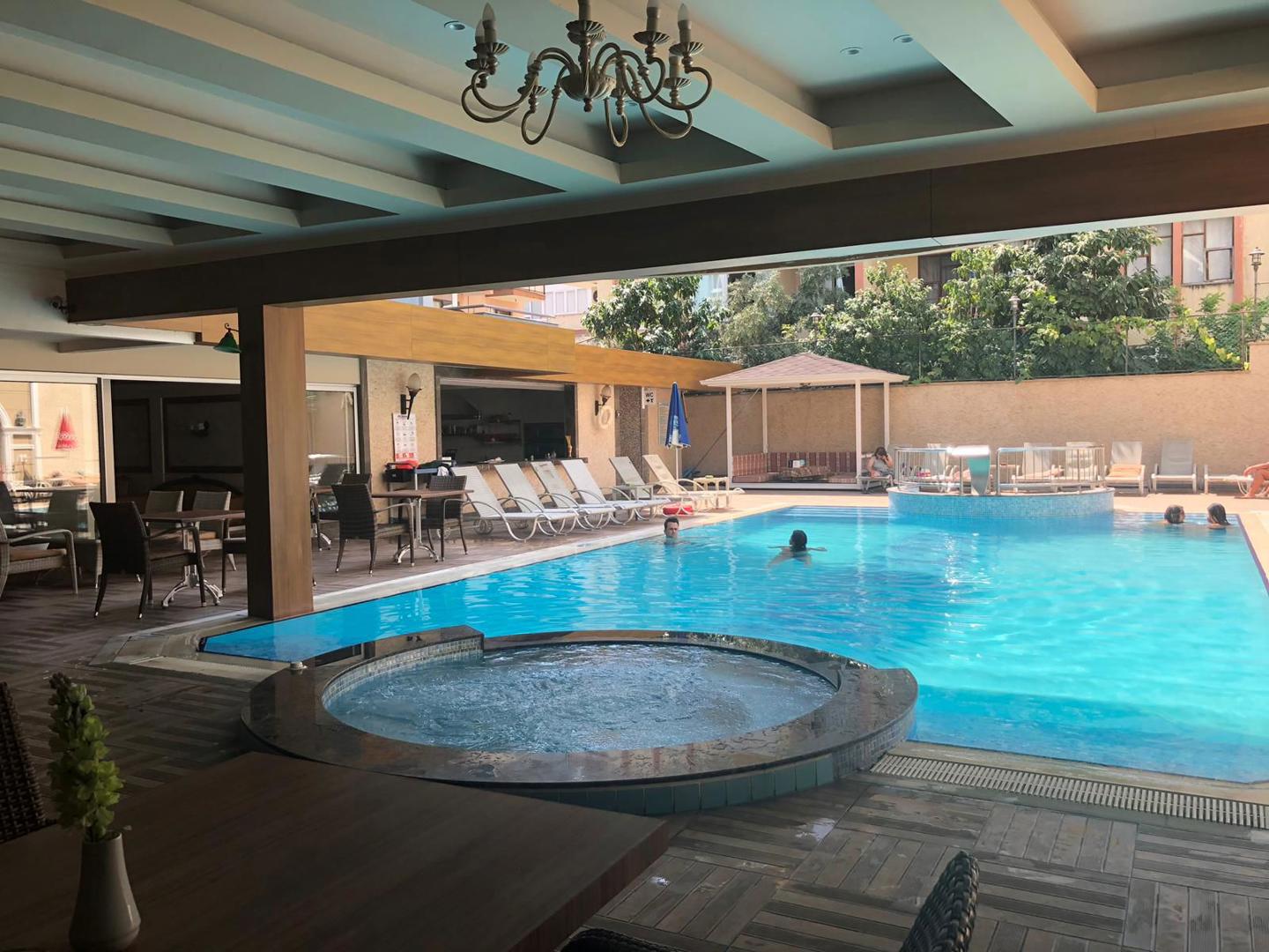 Lavinia - Afbeelding 4