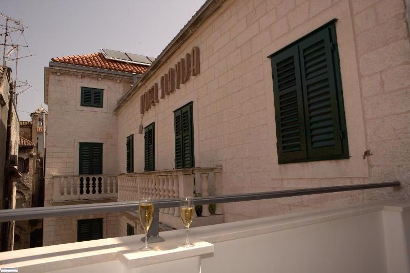 Slavija - Afbeelding 3