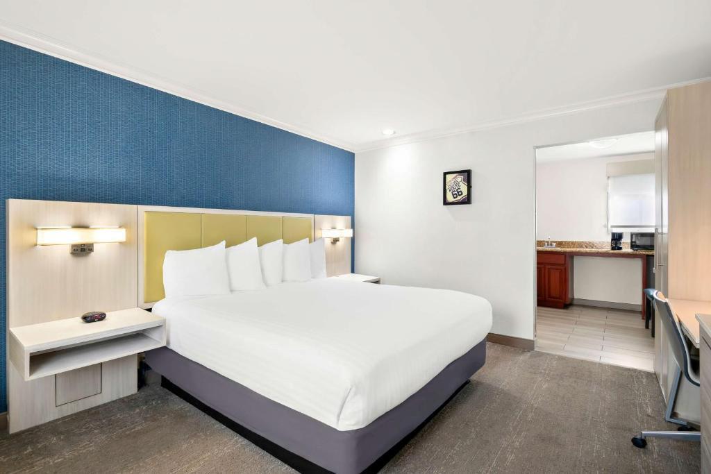 SureStay Hotel by Best Western Santa Monica - Afbeelding 2