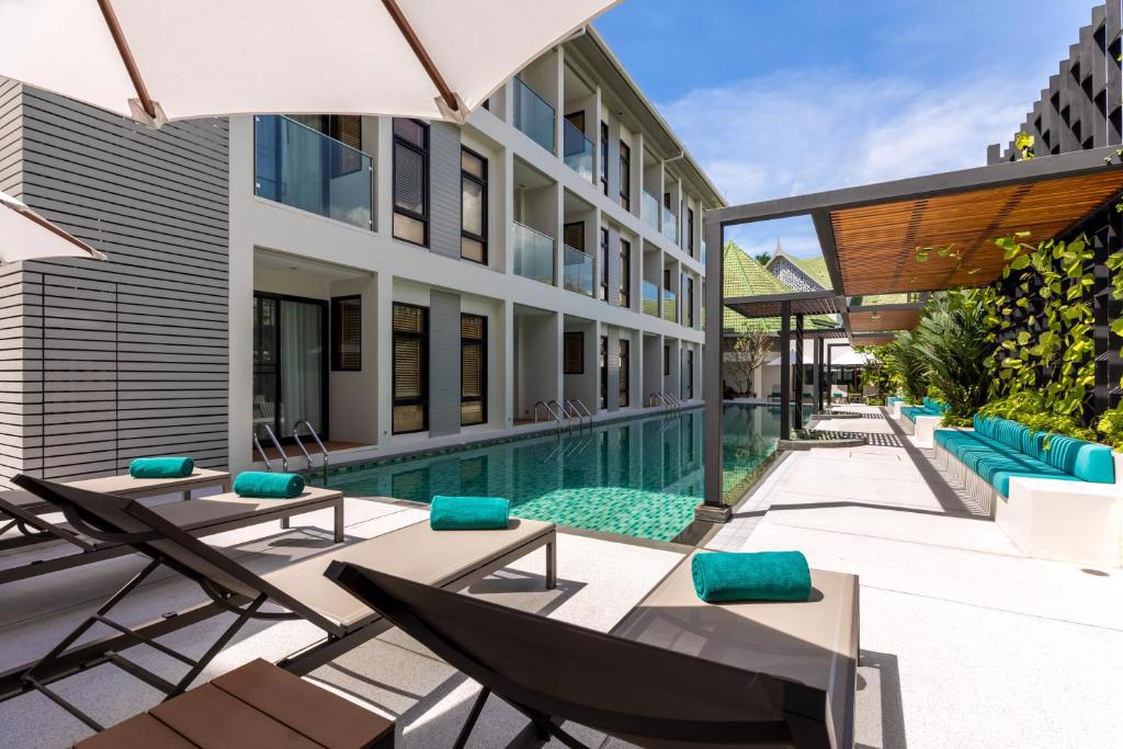 Outrigger Surin Beach Resort - Afbeelding 4