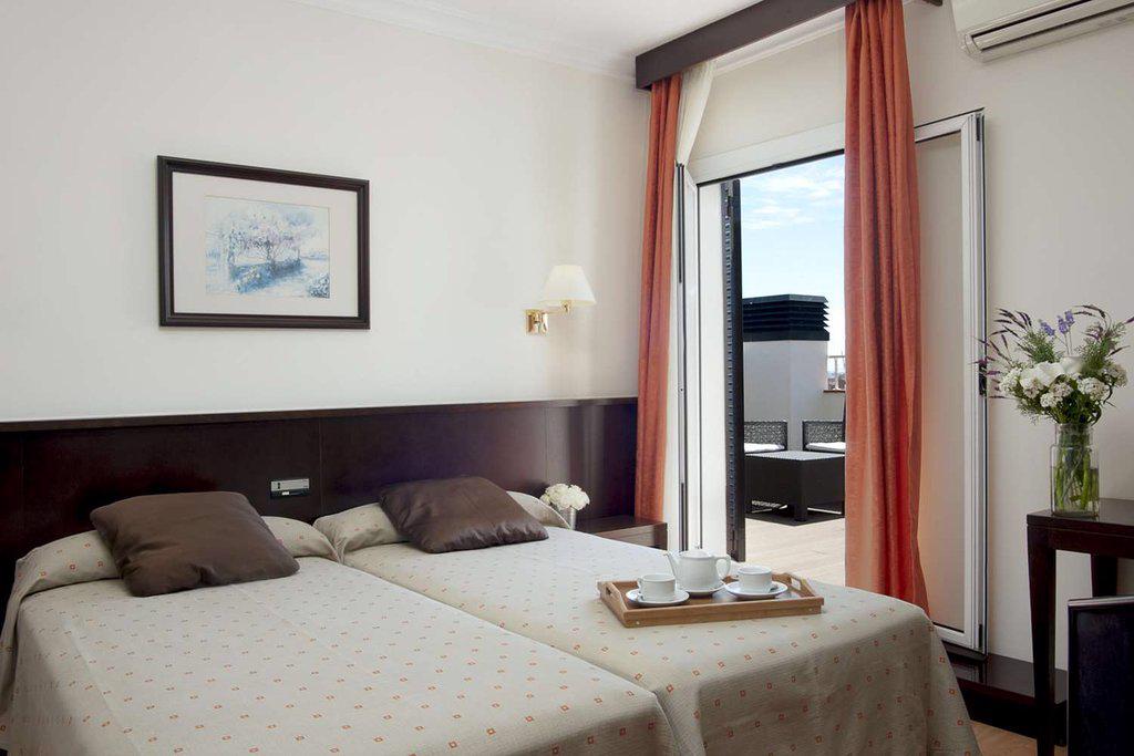 Gaudi - Afbeelding 2