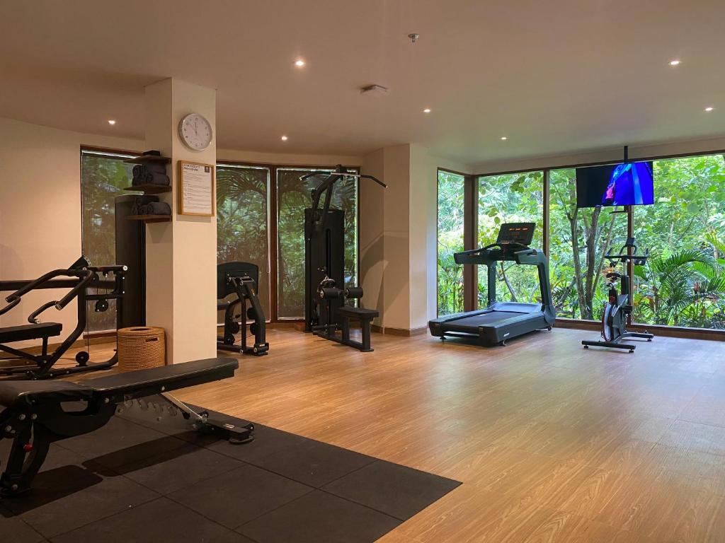 Adiwana Suweta - Afbeelding 2