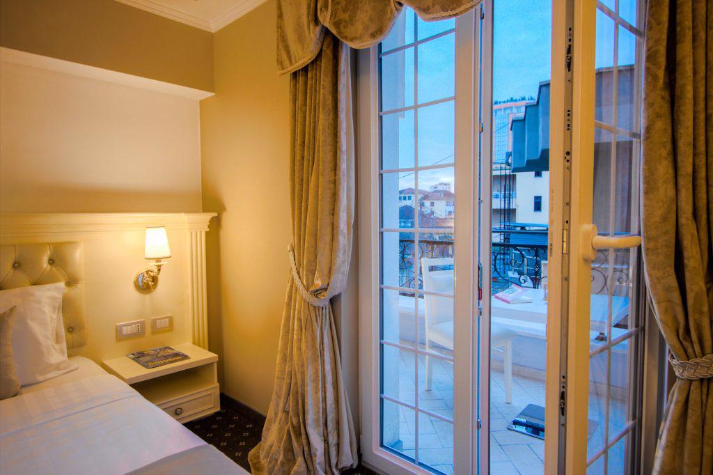 Lot Boutique - Afbeelding 2