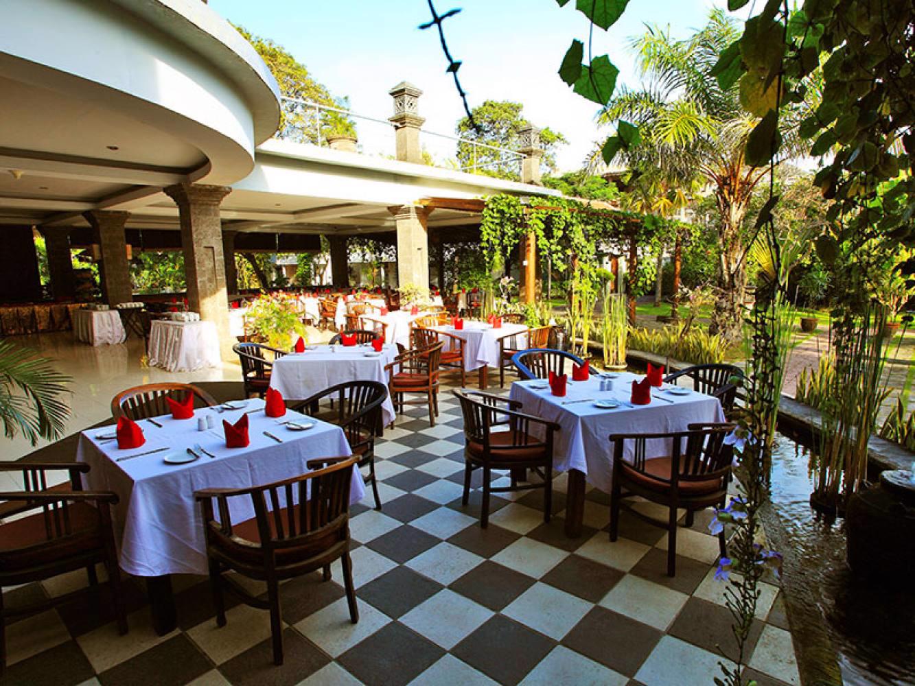 Puri Saron - Afbeelding 2