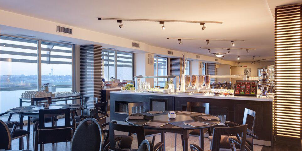 Occidental Aran Park - Afbeelding 4