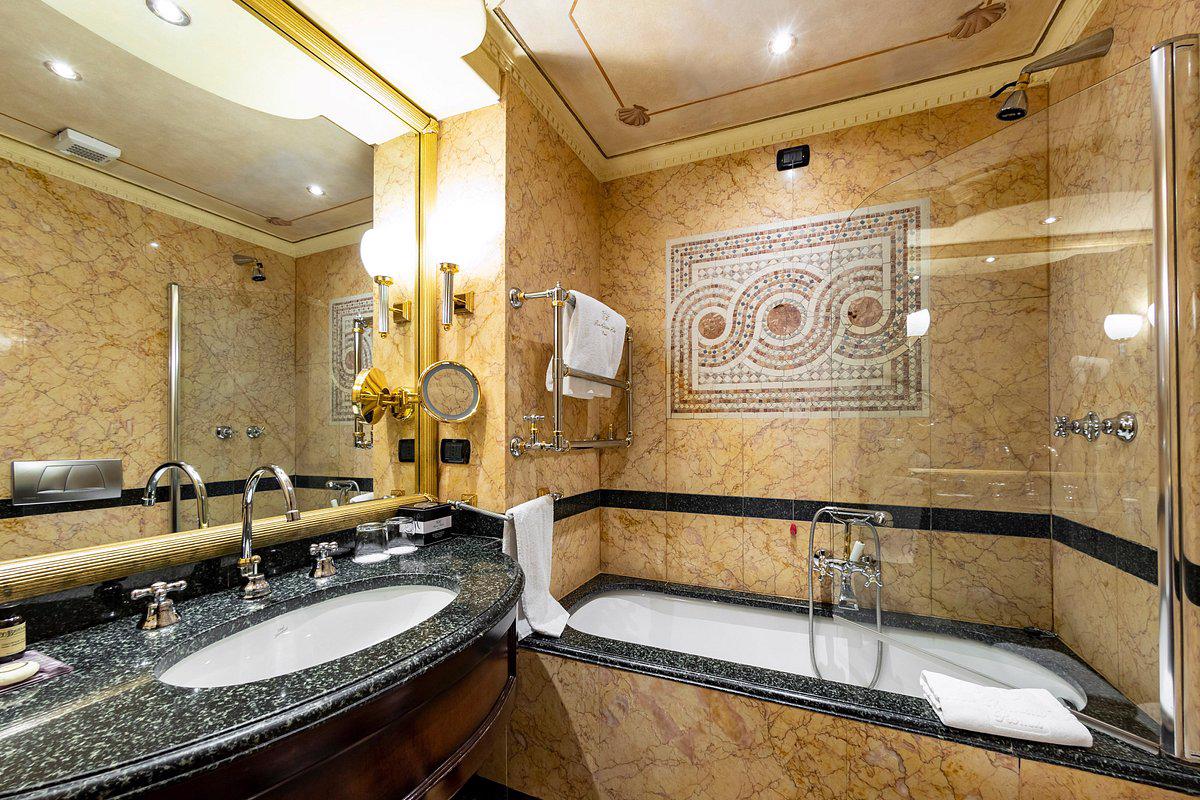 River Chateau - Afbeelding 2