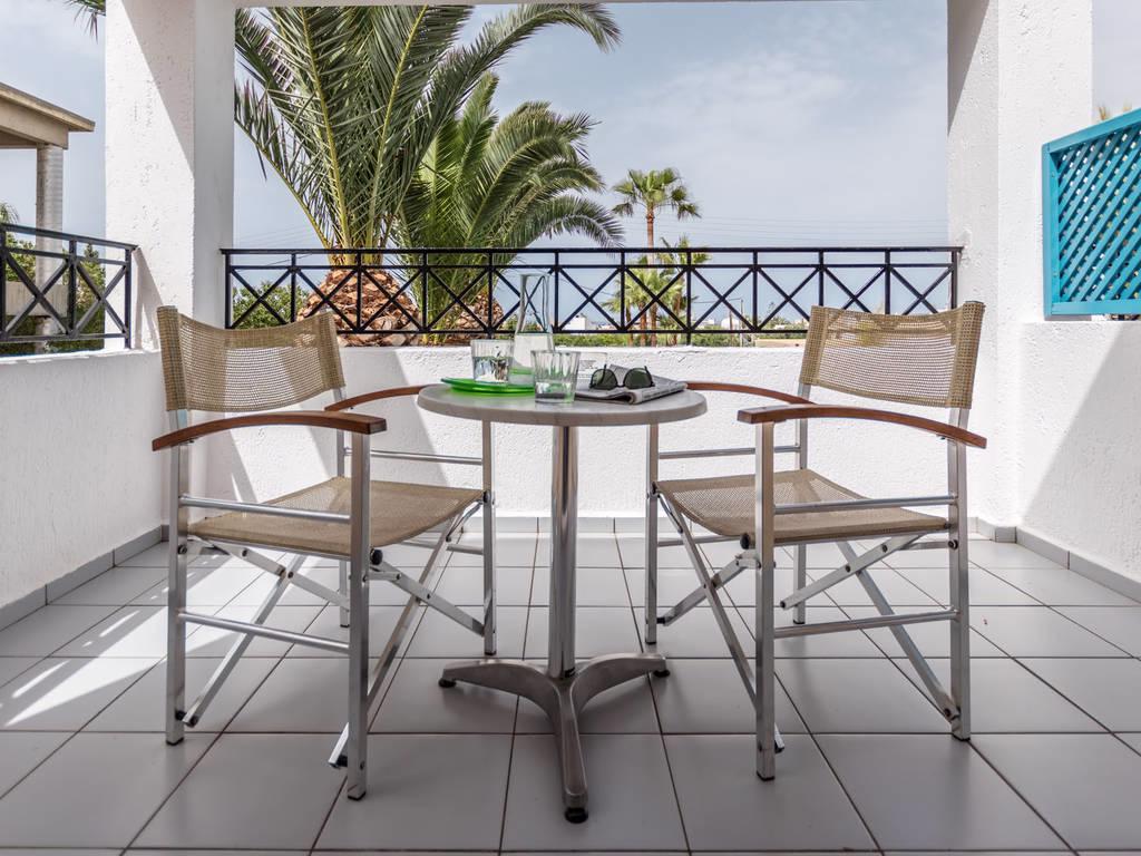 Malia Dedalos - Afbeelding 2