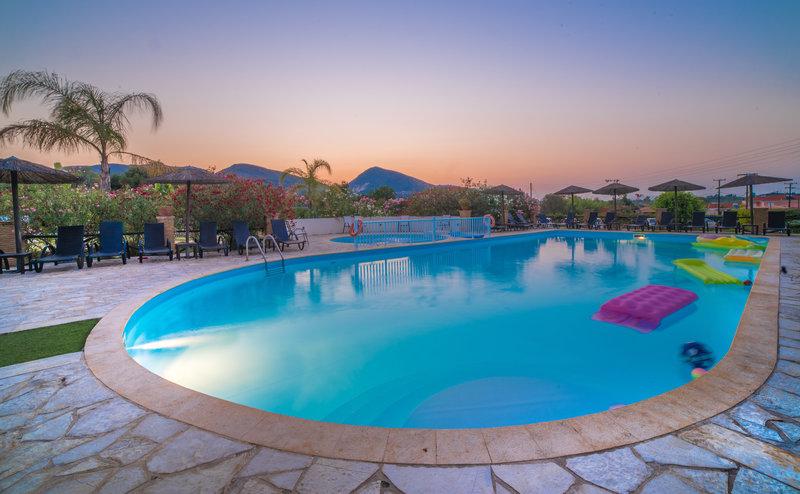 Porto Koukla Beach - Afbeelding 3