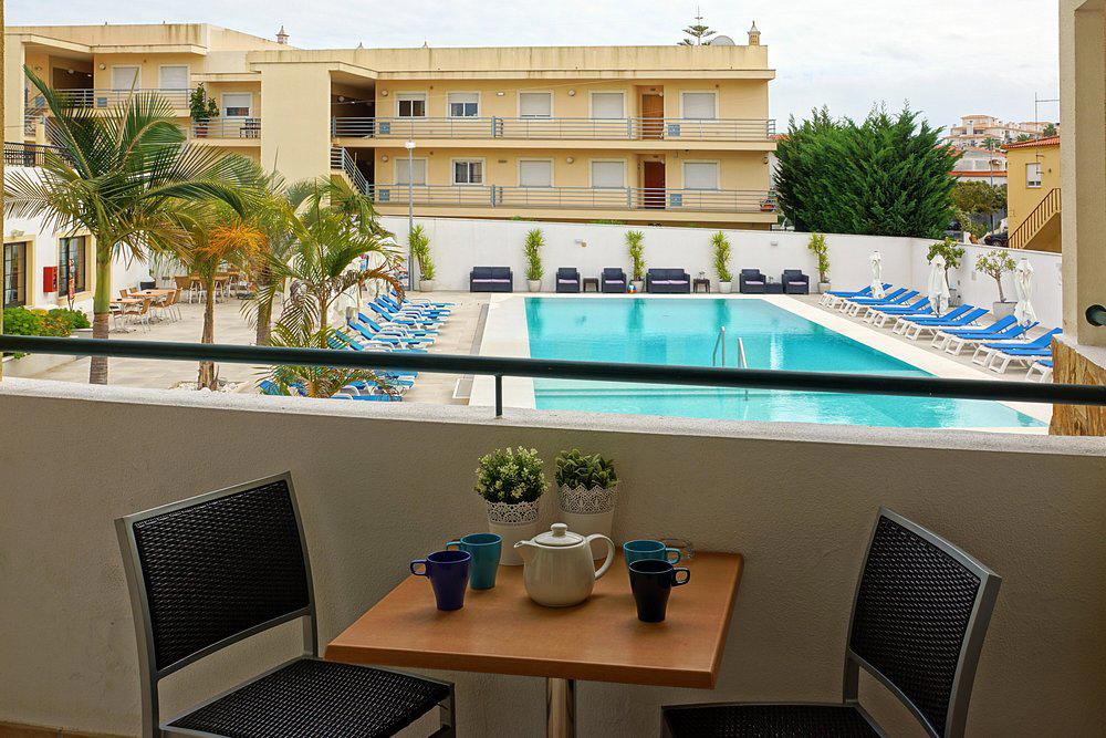 Novochoro - Afbeelding 4