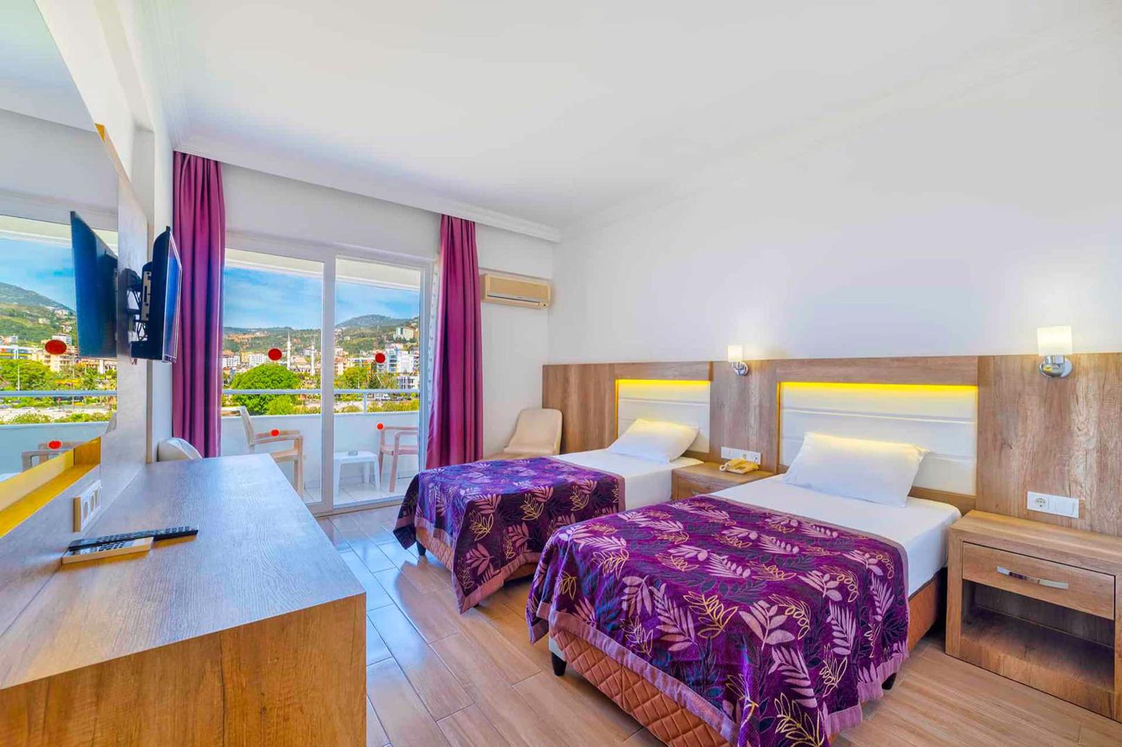 Kleopatra Melissa - Afbeelding 2