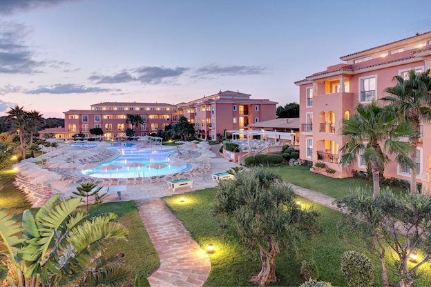 Grupotel Macarella Suites - Afbeelding 2