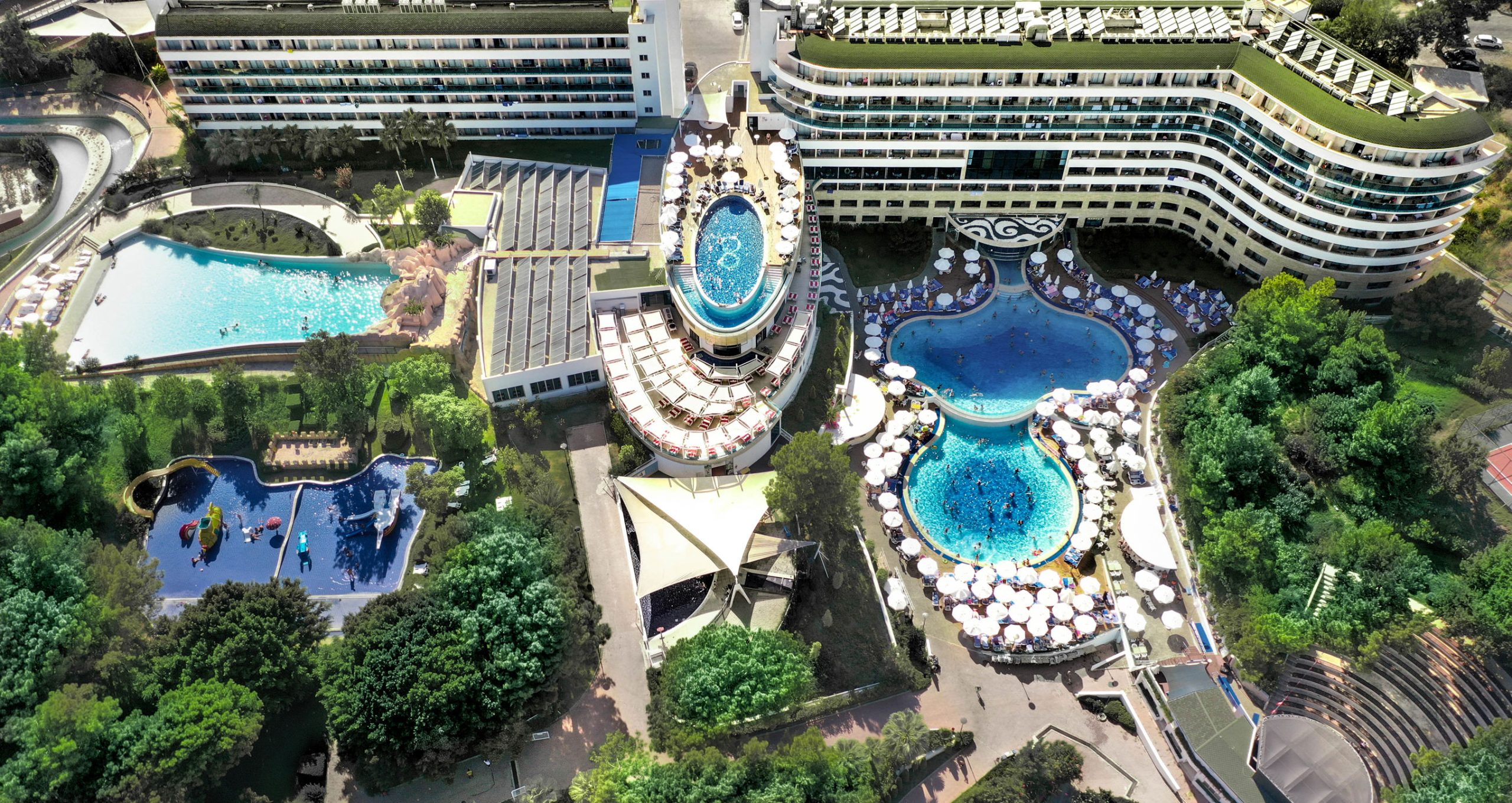 A Good Life Utopia Family - Afbeelding 2