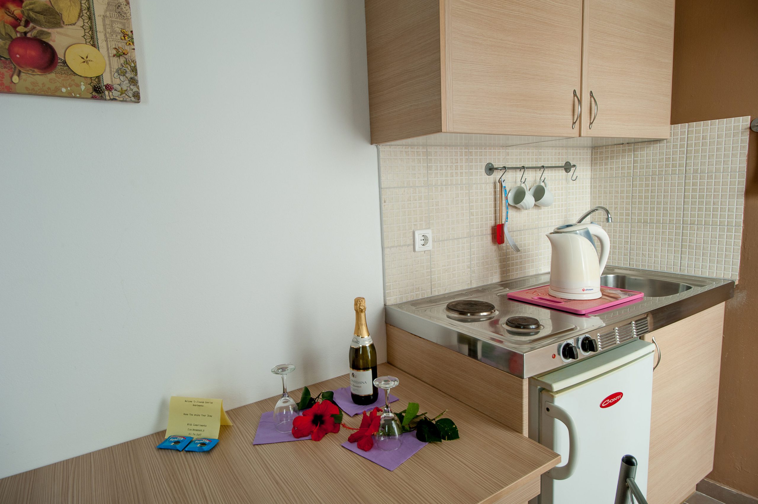 Fly & Go Elounda Sunrise Apartments - Afbeelding 3