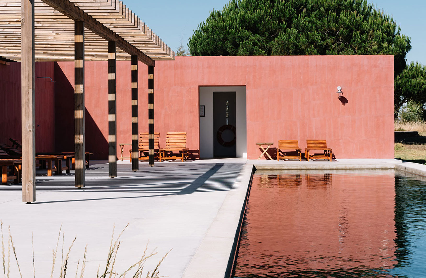 L1E13056A1W1600H1066