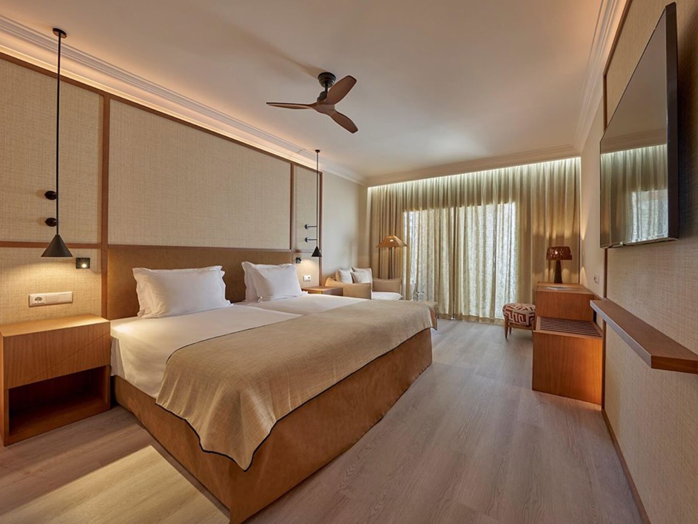 L1E13366A2W1600H1066