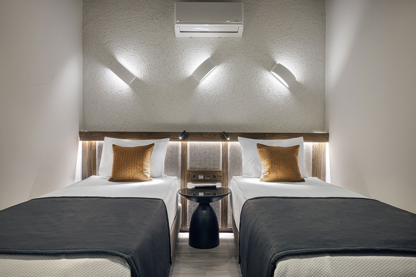 Kaia Coracesium - Afbeelding 3