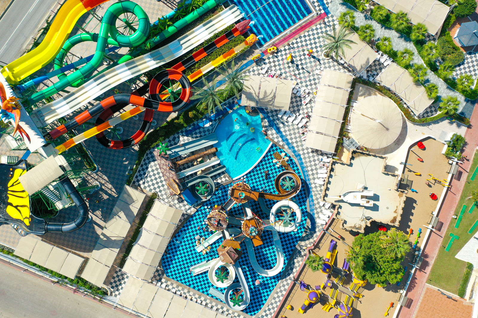 Crystal Admiral Resort - Afbeelding 4