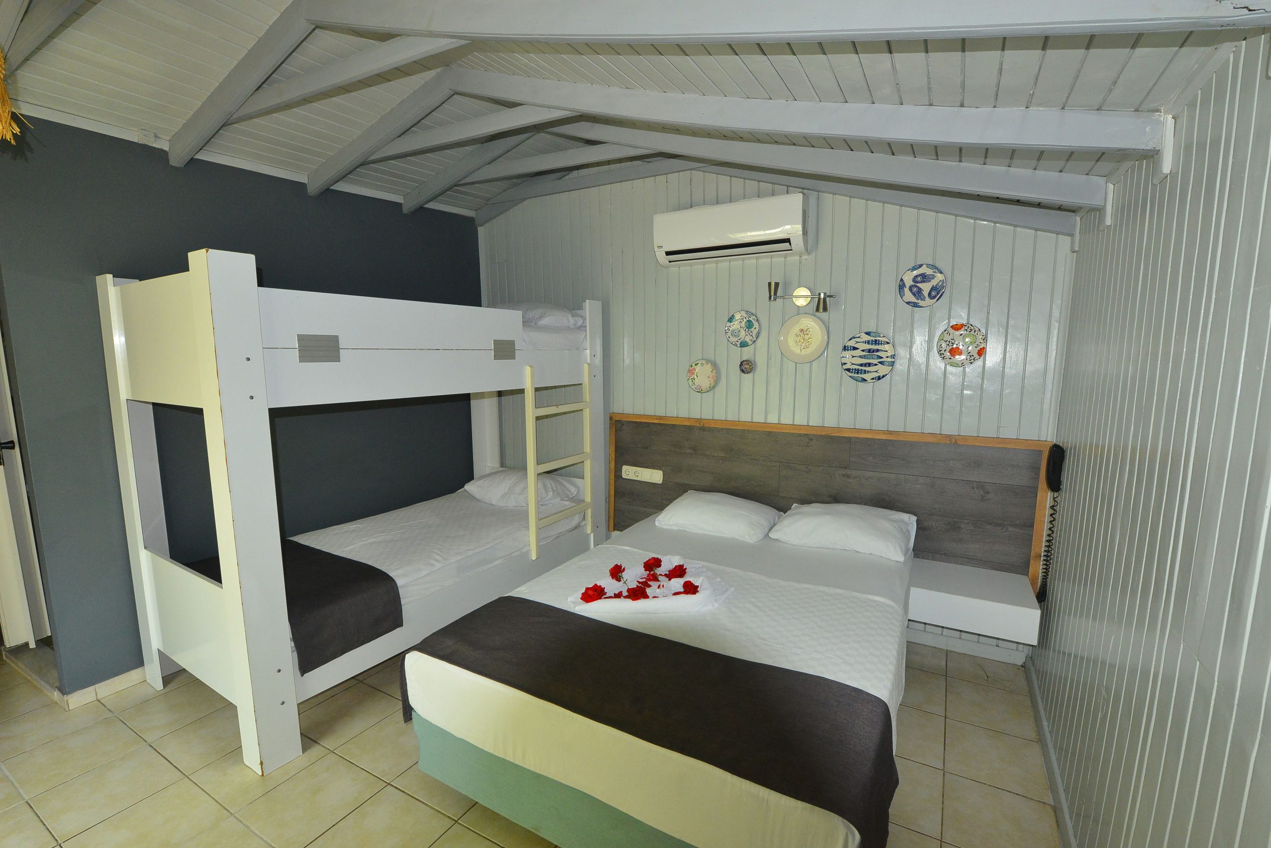 Leda Beach - Afbeelding 3