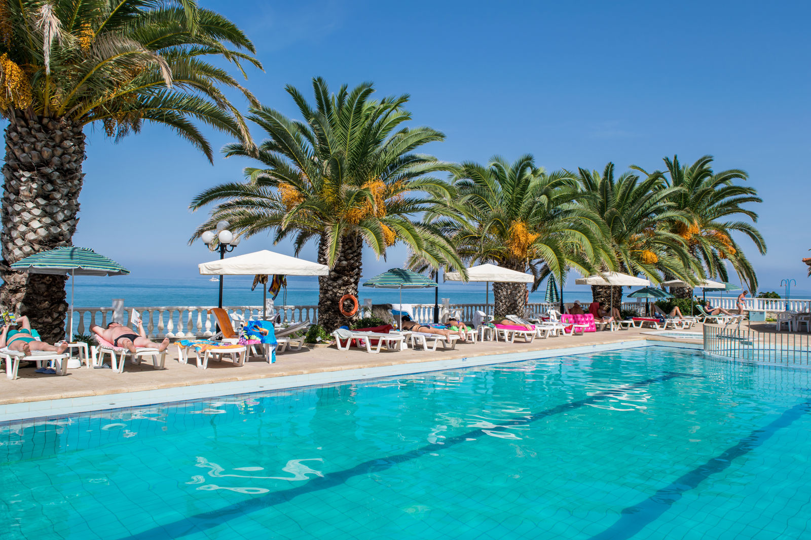 Paradise Hotel - Afbeelding 2