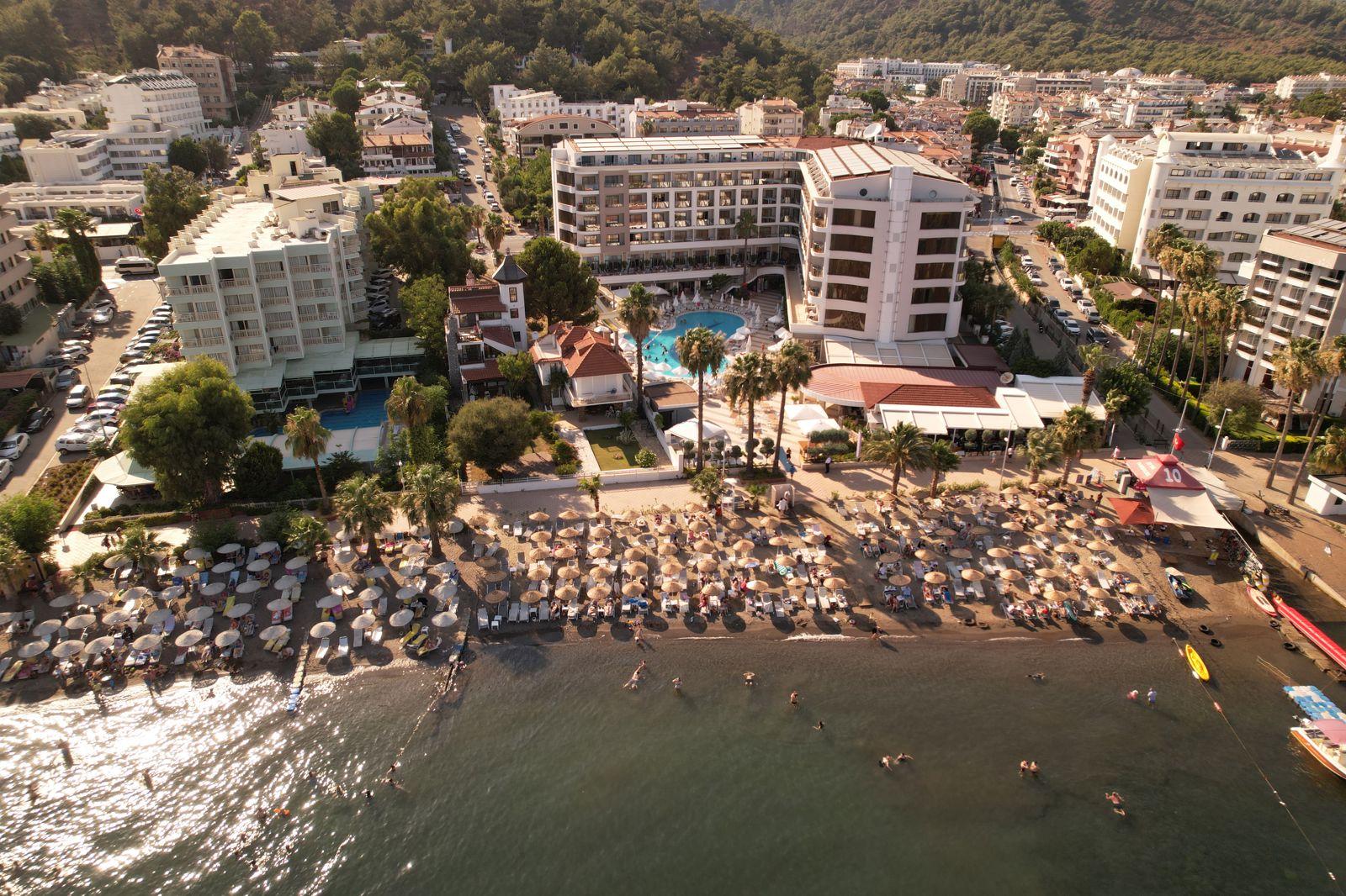 Golden Rock Beach - Afbeelding 2